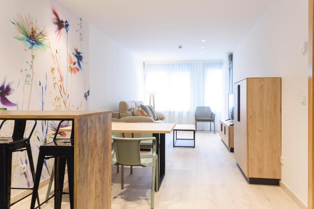 APARTHOTEL SALBURUA - Appartement Met 2 Slaapkamers