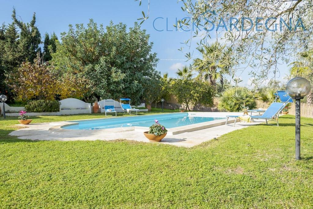 The swimming pool at or close to Alghero Villa Josephine con piscina e Parco per 8 ospiti