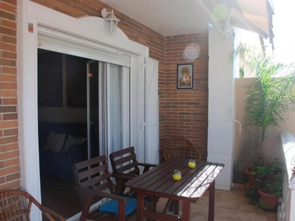 Balkón alebo terasa v ubytovaní Villa con piscina privada para 6 personas en Ametlla de Mar, a 4 km de la playa - HISP-217-32