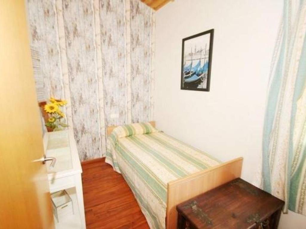 Posteľ alebo postele v izbe v ubytovaní Villa con piscina privada para 6 personas en Ametlla de Mar, a 4 km de la playa - HISP-217-32