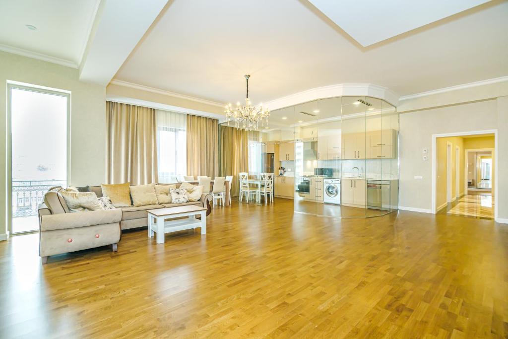 Buta Palace Luxury House - Housity