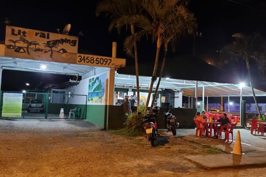 Fotografie z fotogalerie ubytování VELHO OESTE Carruagens, Casa Inteira !! v destinaci Matinhos