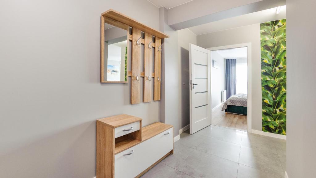 Kuchyňa alebo kuchynka v ubytovaní Apartament Złota Perła z parkingiem 16 E Perłowa Przystań - Holiday City
