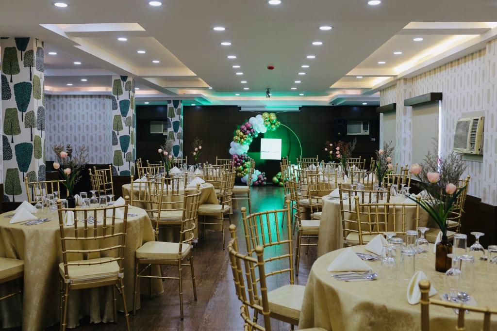 Restaurace v ubytování AMALFI718 HOTEL