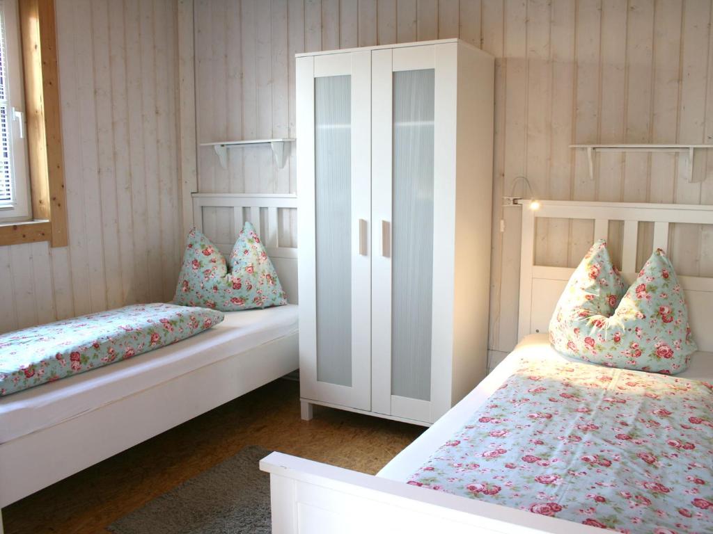 Postel nebo postele na pokoji v ubytování Apartments im Schwedenstil
