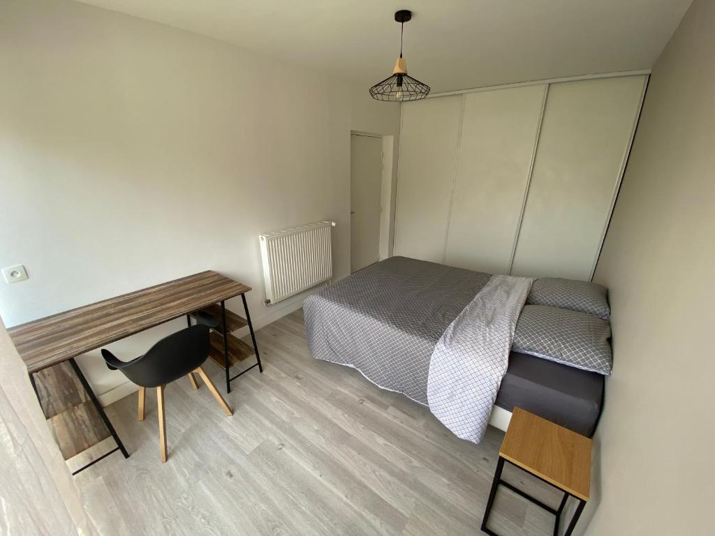 Posteľ alebo postele v izbe v ubytovaní Magnifique appartement à deux pas du centre ville!