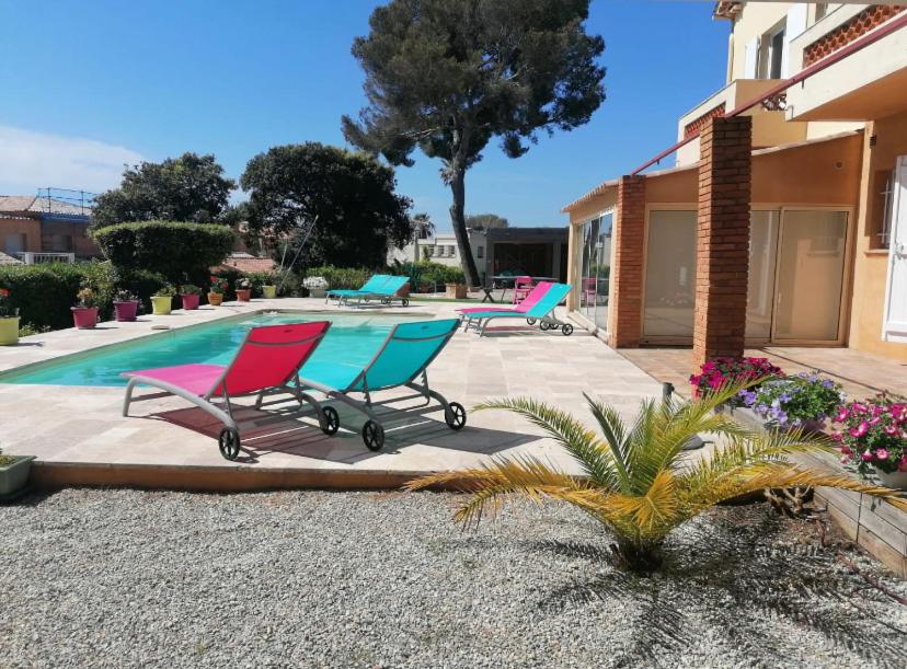 Bazén v ubytování Villa Esmeralda Adults Only nebo v jeho okolí