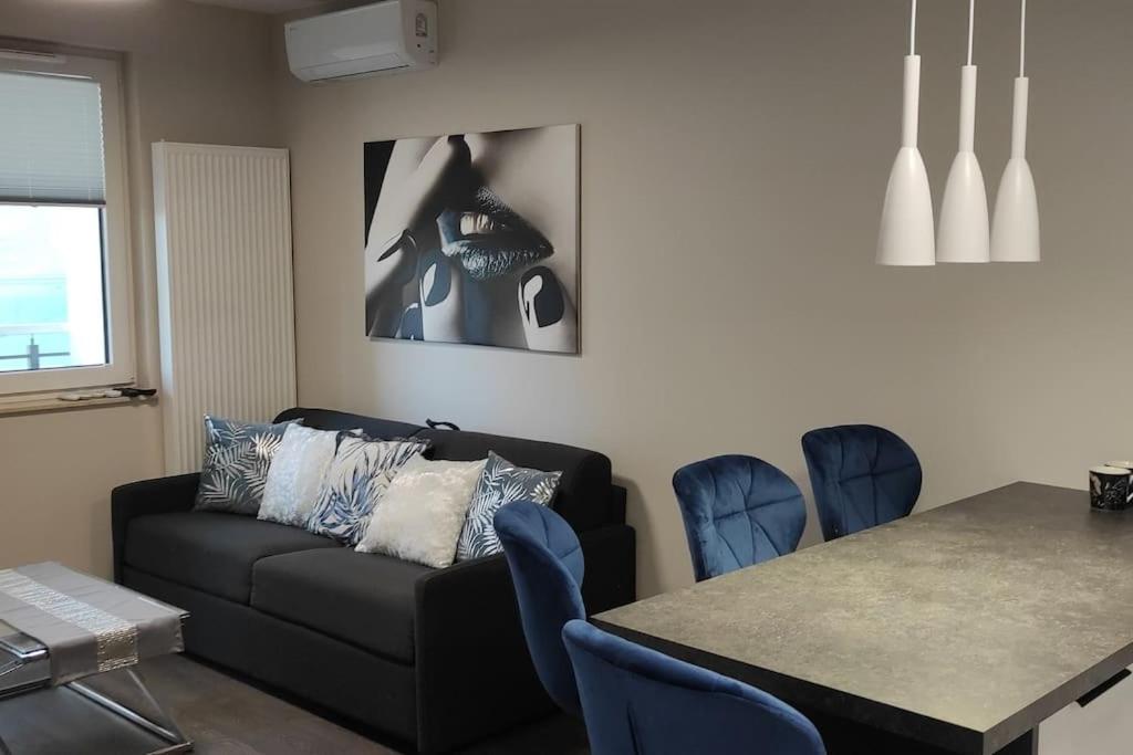 Nowoczesny apartament w pobliżu centrum - 1