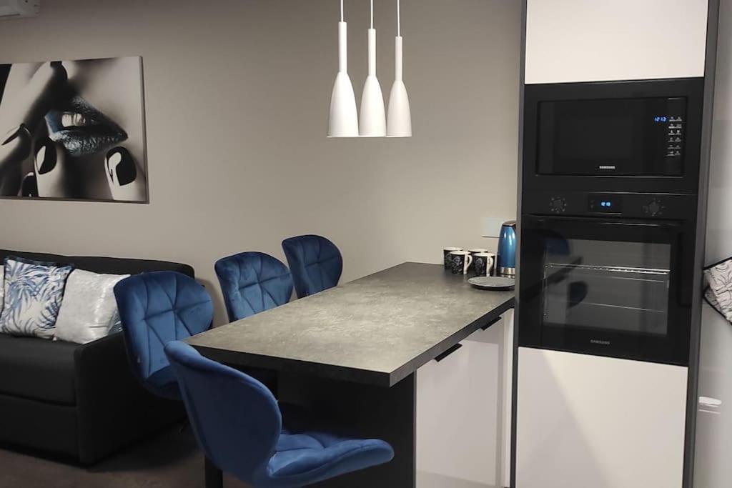 Nowoczesny apartament w pobliżu centrum - 12