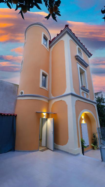 DiVi Palace