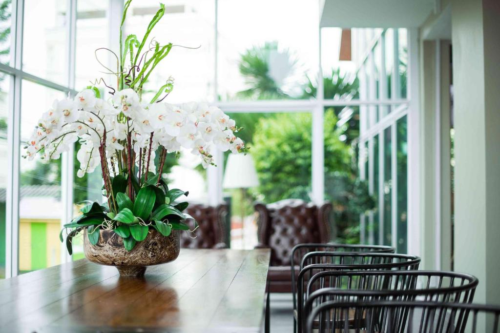 Embryo Hotel - Resim 25