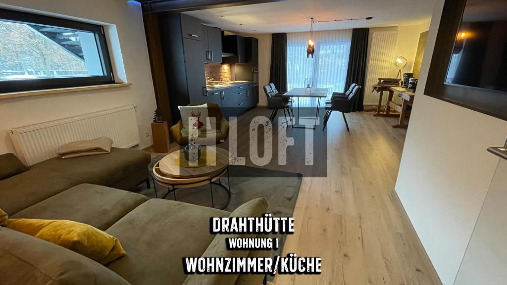 Posezení v ubytování H-Loft Style Apartments
