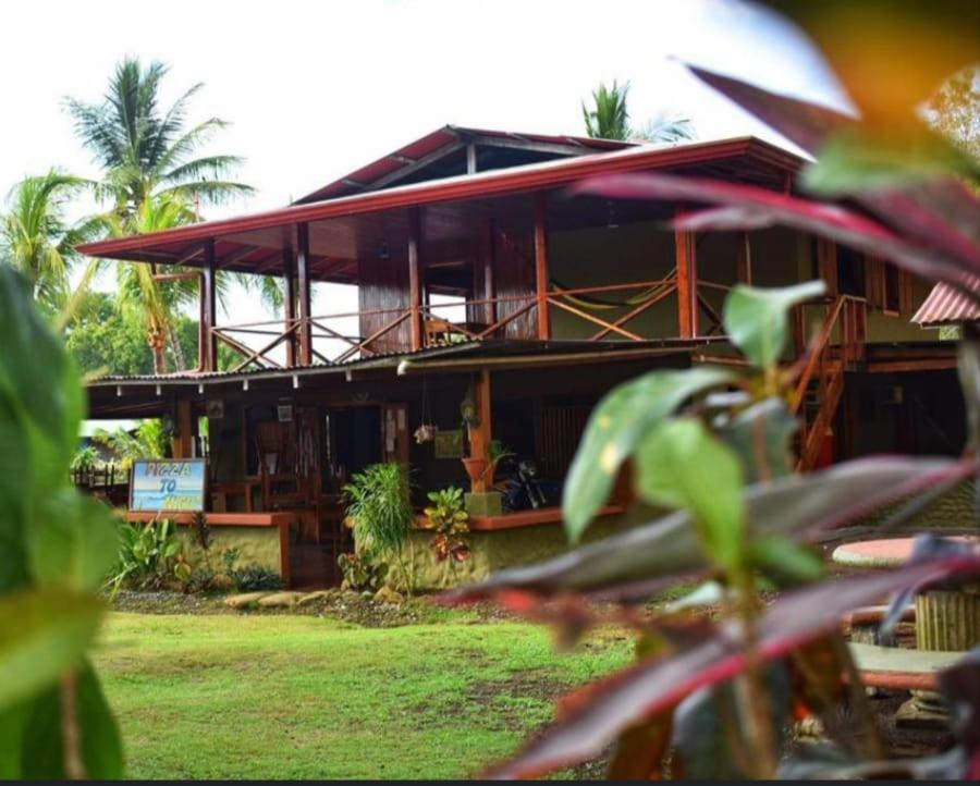 Hotel Pavones