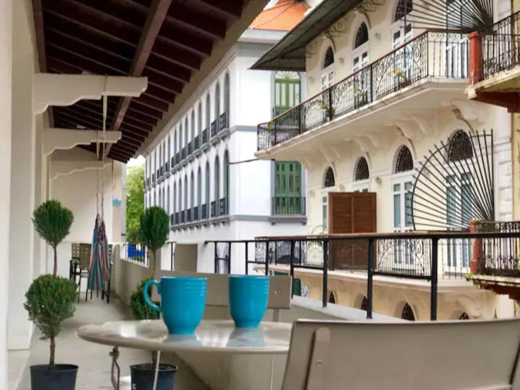 AmazINN Places Casco Viejo Casa Boyd - Housity