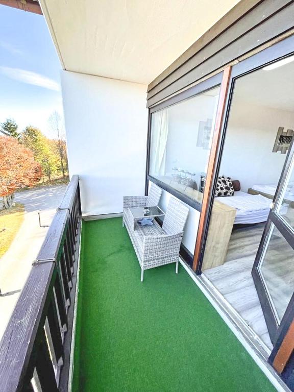Balkón nebo terasa v ubytování Apartmány Almberg