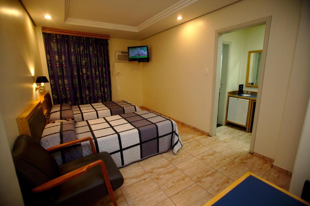Hotel Columbia