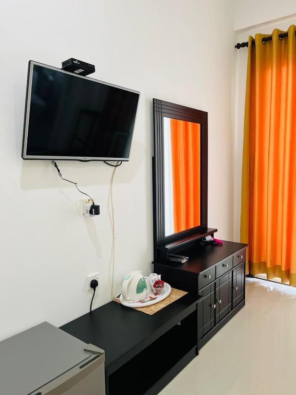 Funwhales Rest House - 16