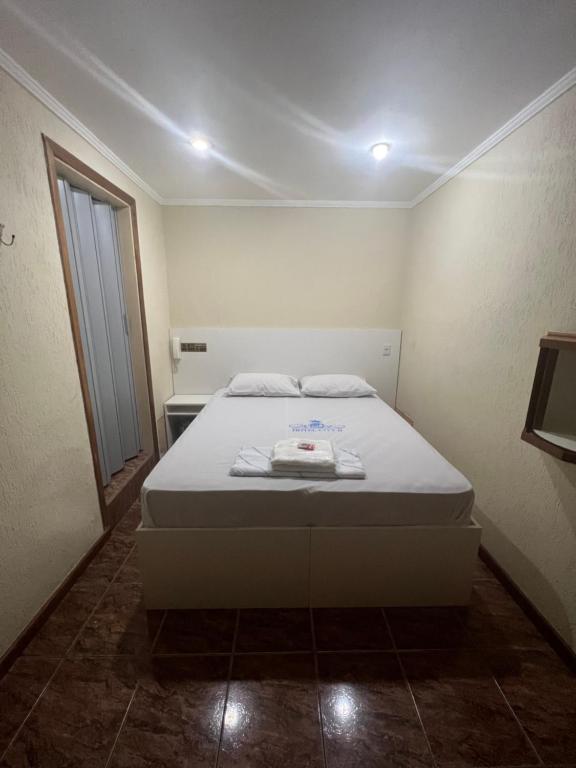 Hotel City II - Quarto Individual Padrão