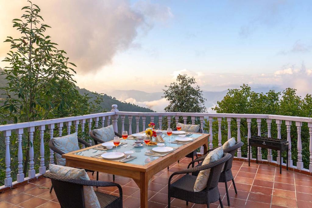 StayVista at Scenic Solitude - Villa
