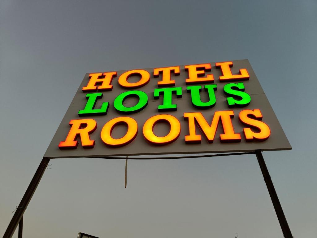 Certifikát, hodnocení, plakát nebo jiný dokument vystavený v ubytování Hotel Lotus