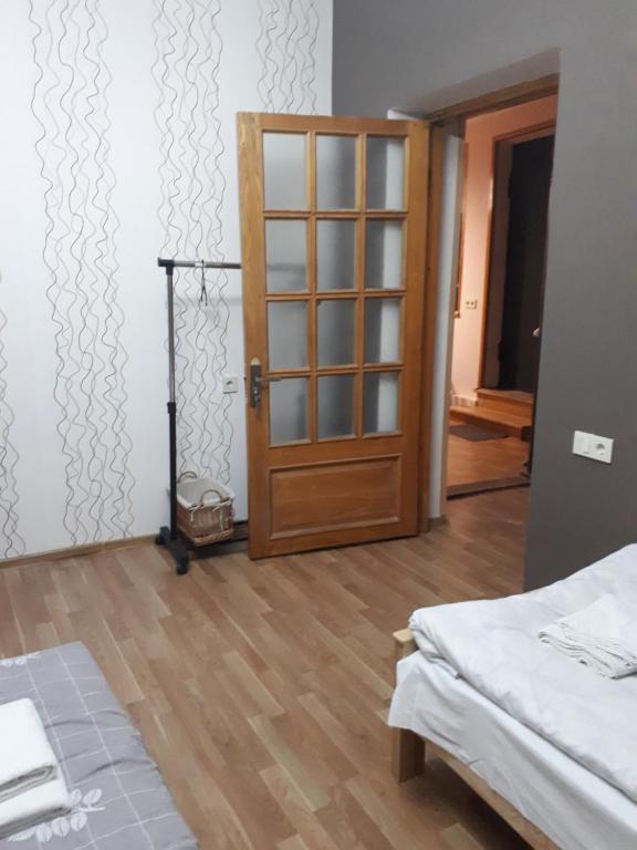 Postel nebo postele na pokoji v ubytování Sunflower Hotel