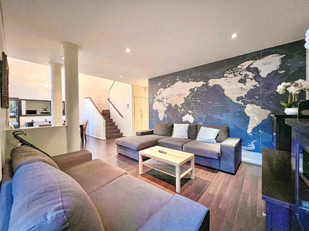 Apartment Campbelltown Most Sought After Park Central Home, Australia