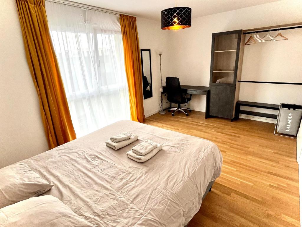 Cape Homes St-Sulpice - Appartement De Deux Chambres