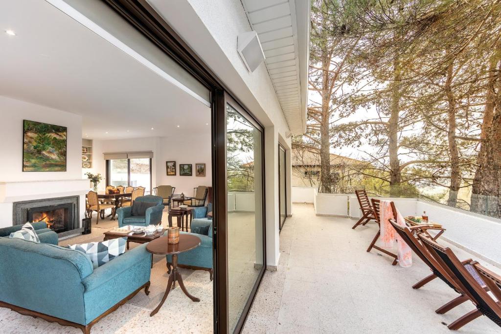 Platres Forty Pine Trees Cottage - Villa De Luxe