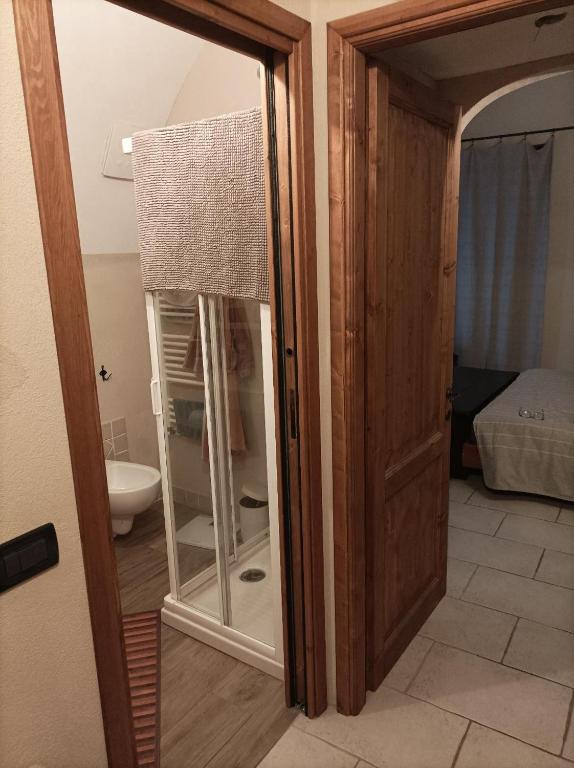 Kúpeľňa v ubytovaní Arvé Castelbianco - B&B e Appartamento