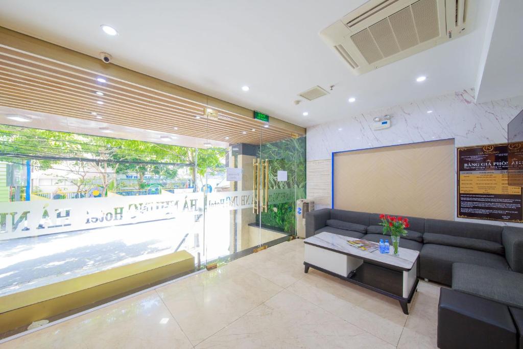 Khu vực ghế ngồi tại Ha Nhung Hotel Nha Trang
