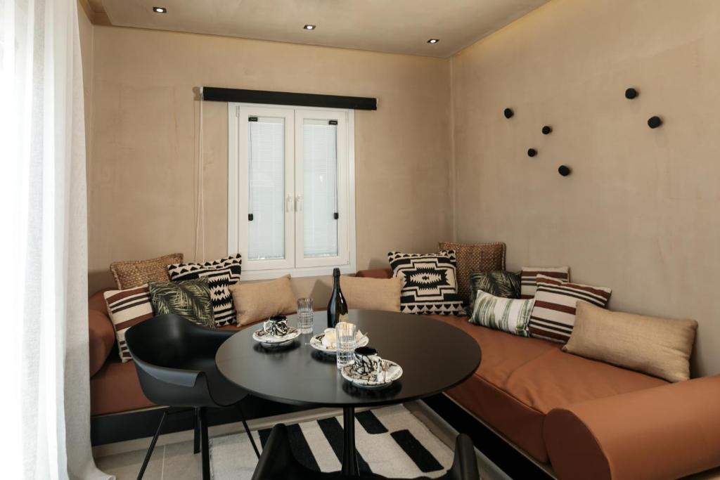 Posezení v ubytování Eden Beachfront Residences & Suites