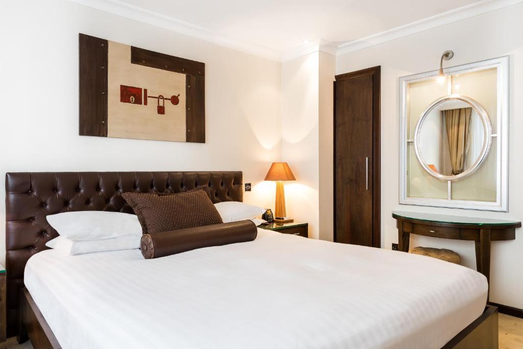 Courthouse Hotel London - Resim 39