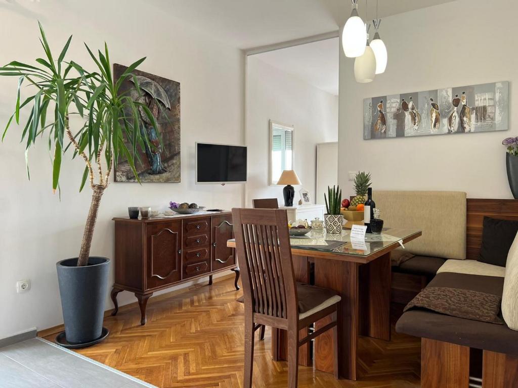Apartment Dino, Makarska – Updated 2023 Prices
