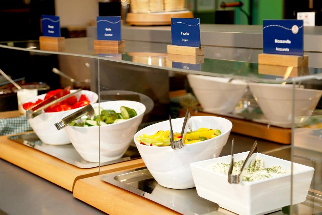 MEININGER Hotel Berlin Hauptbahnhof - Resim 22