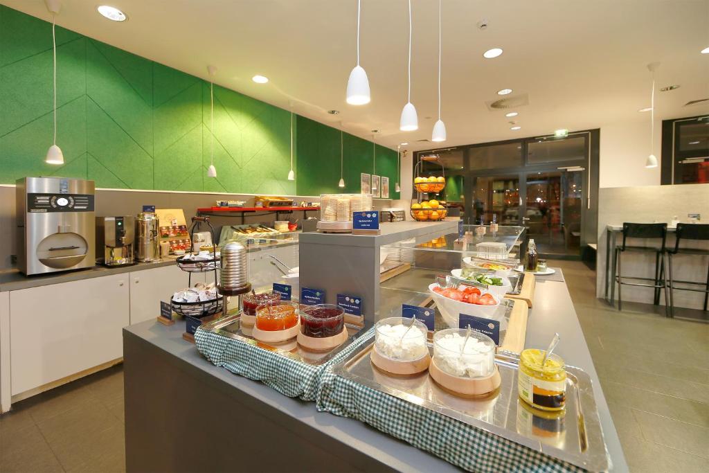 MEININGER Hotel Berlin Hauptbahnhof - Resim 19