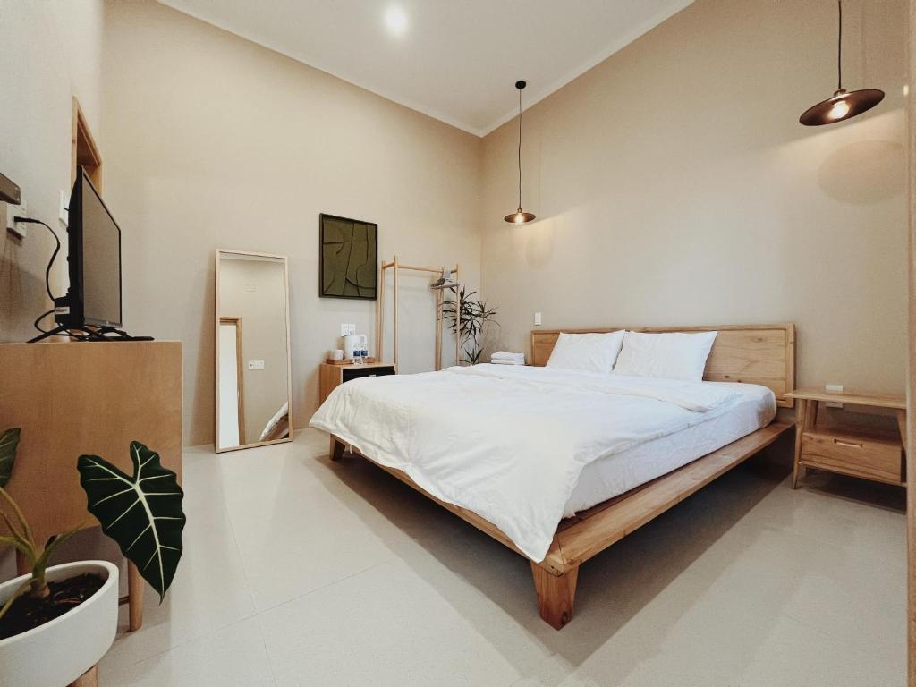 XOM House Biển Hồ - King Room Mit Mountain View