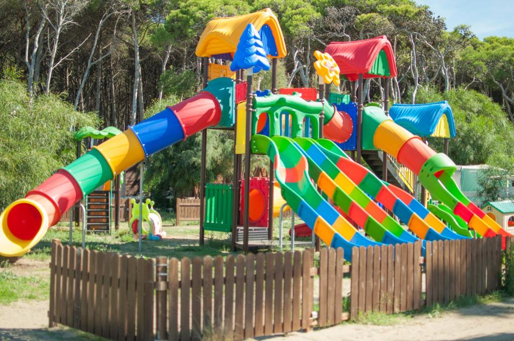 Herní místnost nebo prostor pro děti v ubytování Camping Village Mare Pineta