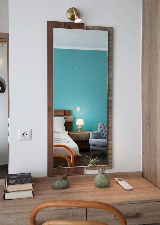 Posteľ alebo postele v izbe v ubytovaní Villa Melias, luxurious villa with superb view of the islands, 400 m from the sea