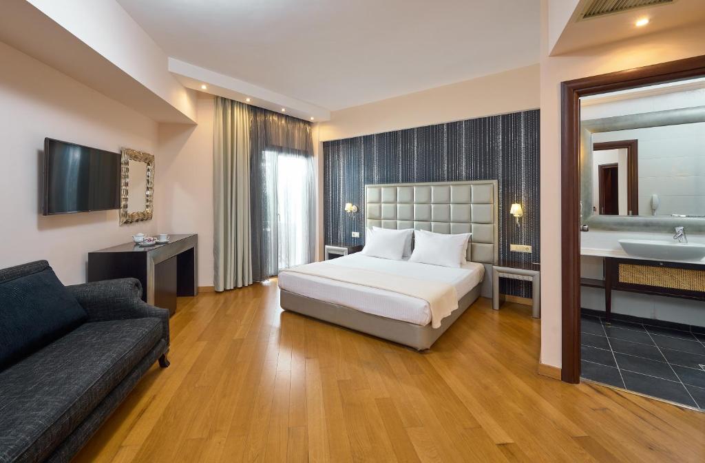 Mediterranean Princess- Adults Only - 8