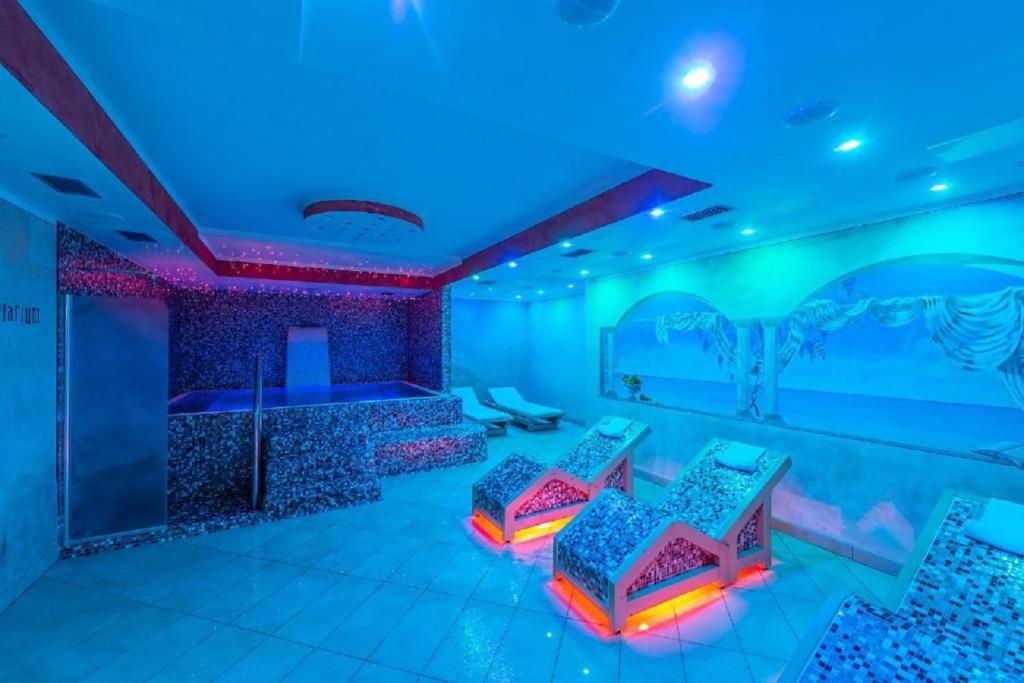 Fotografie z fotogalerie ubytování Garda Suite Hotel v destinaci Limone sul Garda