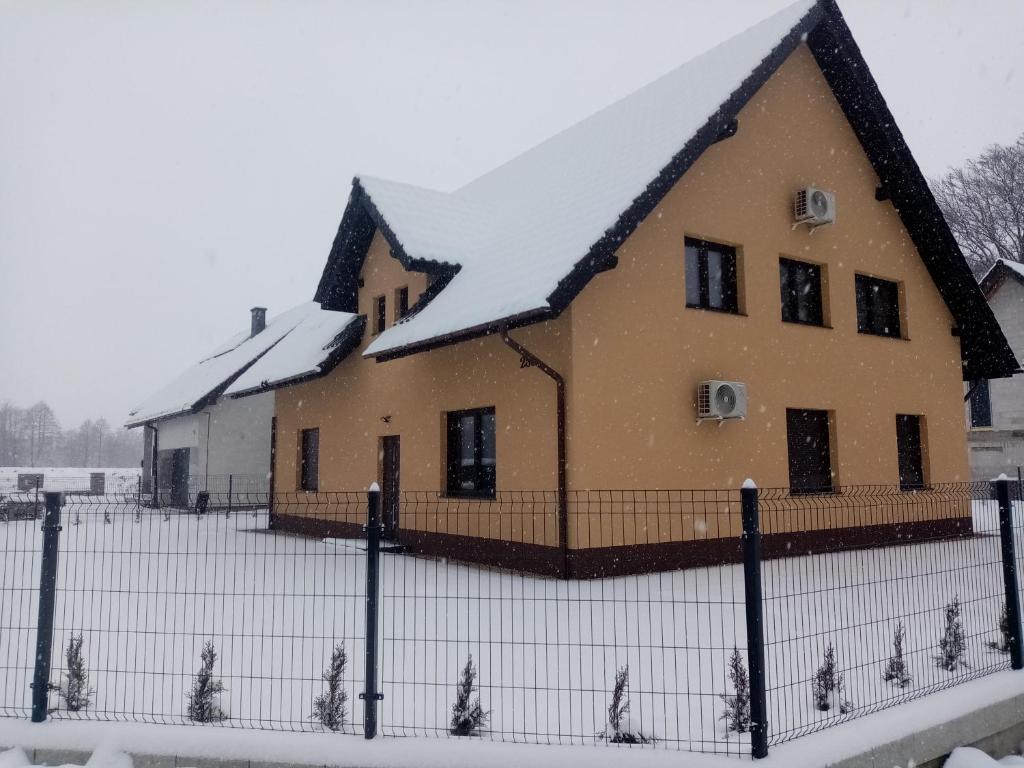 Apartamenty Czarna Perła v zime