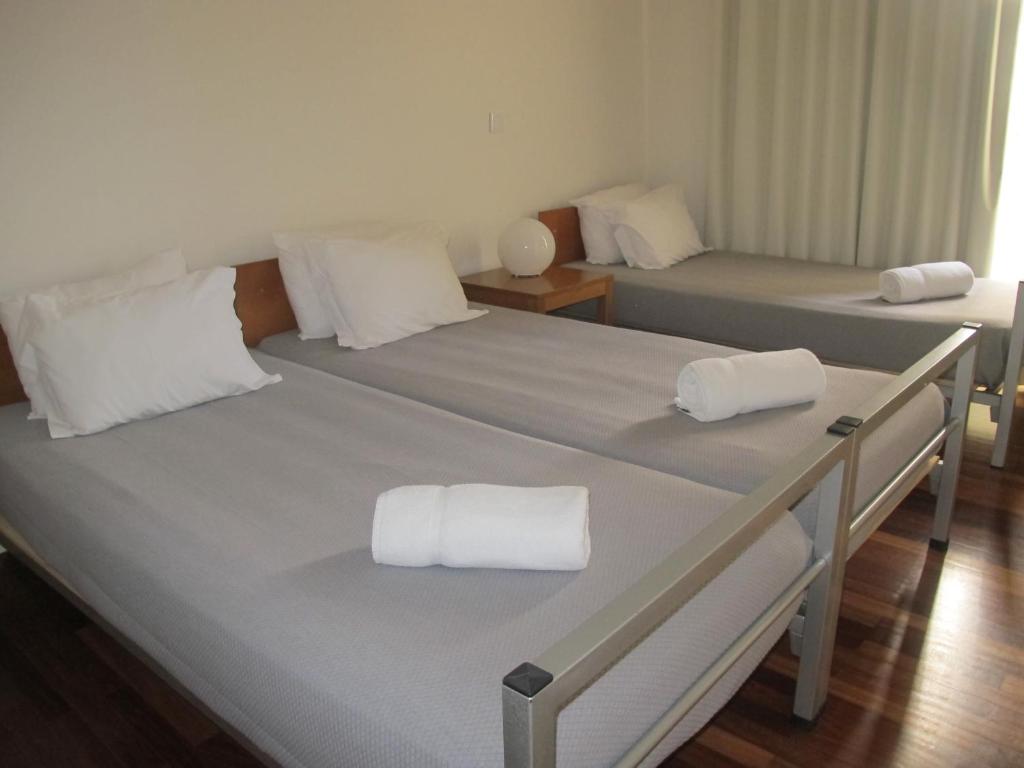 Postel nebo postele na pokoji v ubytování Azores Youth Hostels - Sao Miguel