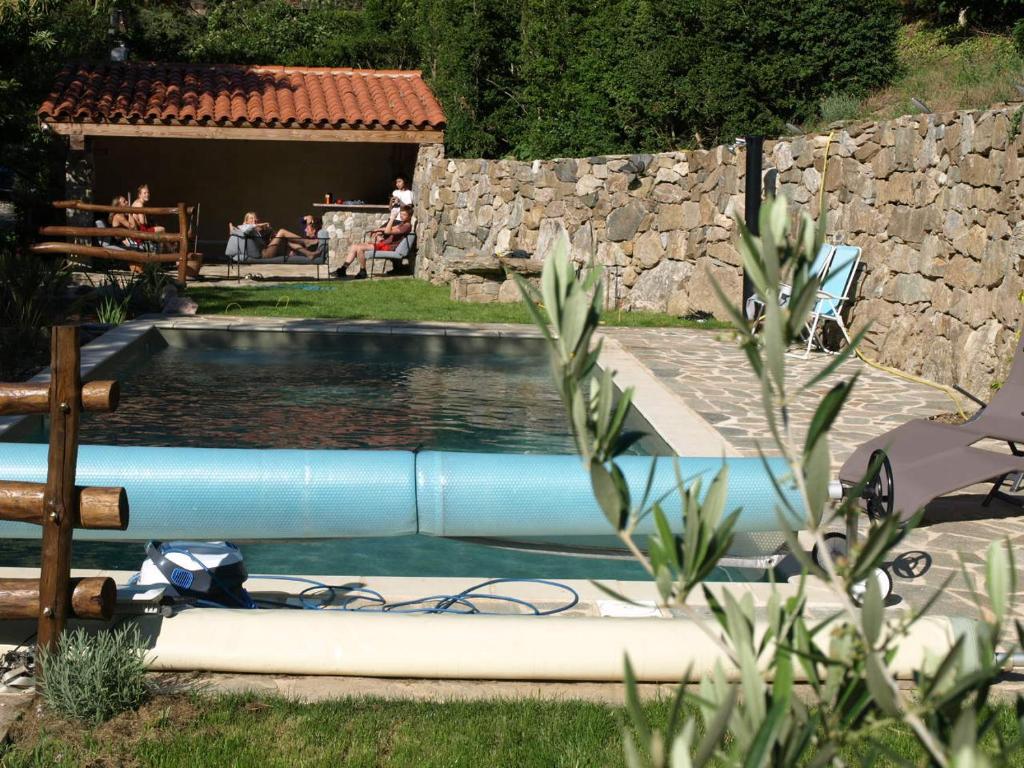 La Bergerie et La Grange du Moulin de Trédos - Cabaña