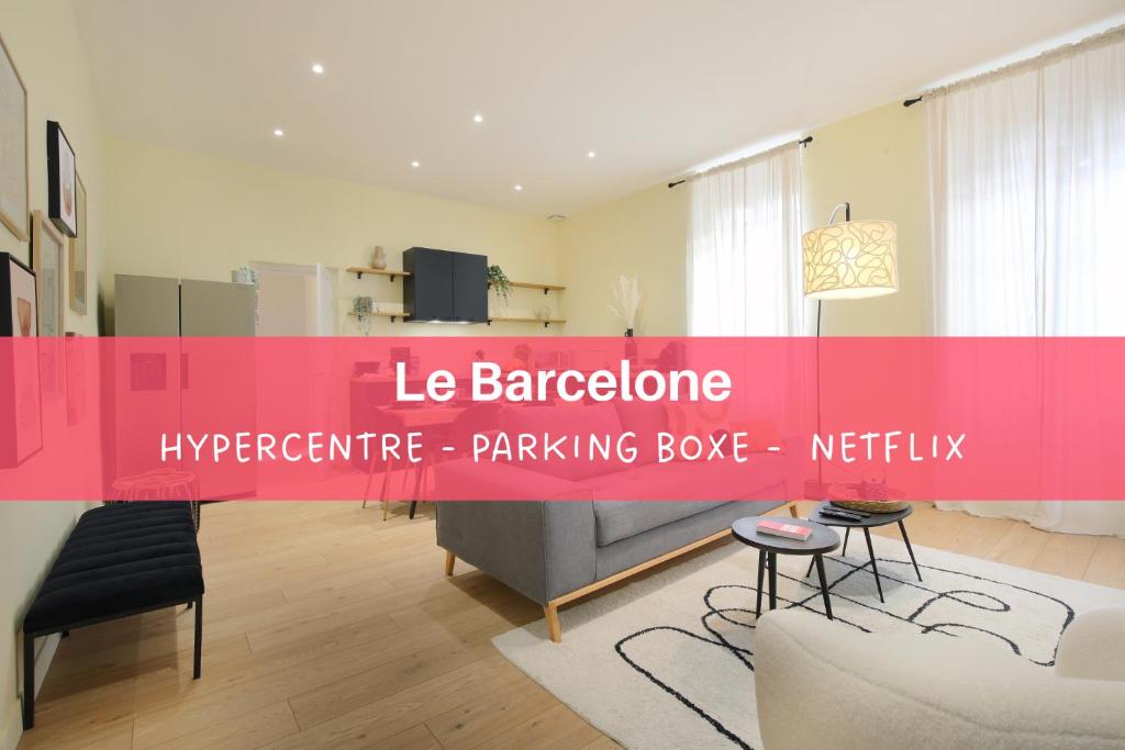 Televízia a/alebo spoločenská miestnosť v ubytovaní expat renting - Le Barcelone - Compans - Parking