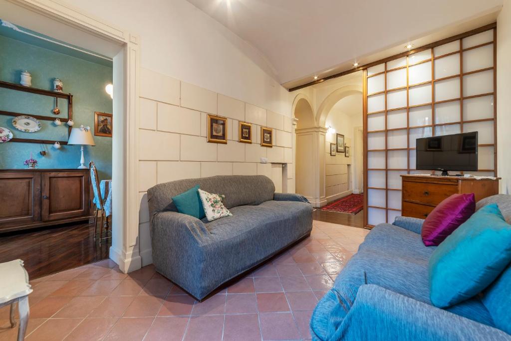 A seating area at Castel Sant'Angelo Cozy Apartment