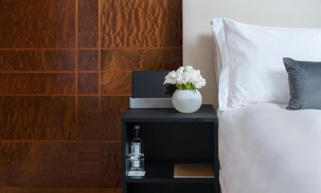 COMO The Halkin photo 5