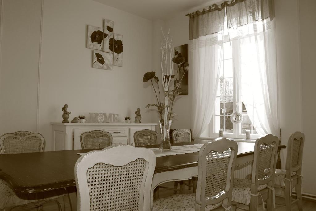 Un Parfum de Campagne - Habitación Triple Con Baño Privado