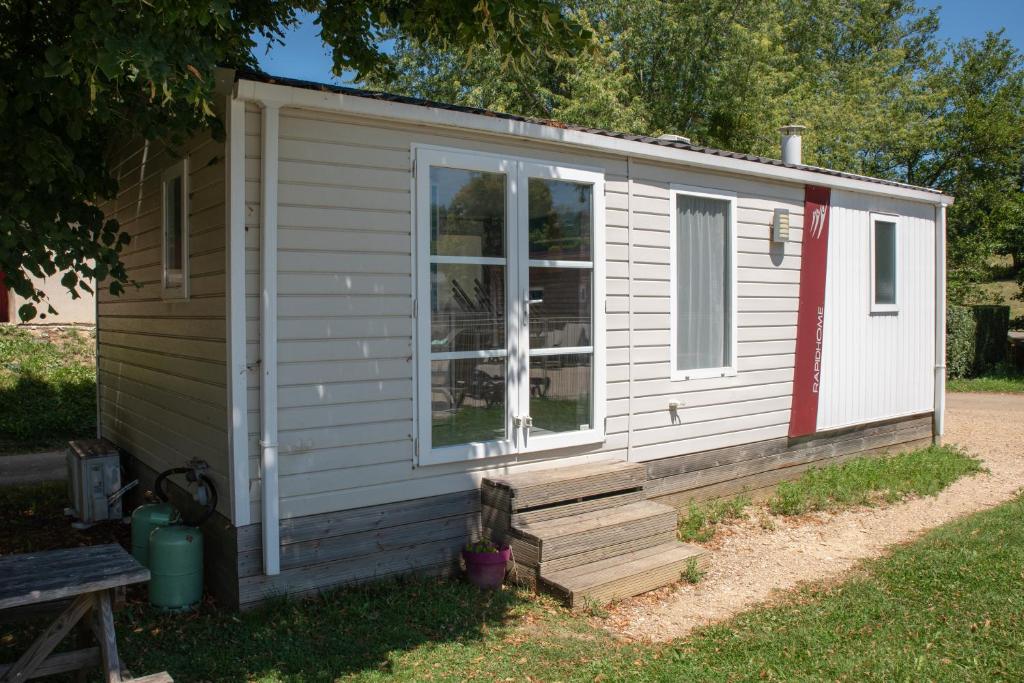 Camping du Sevron - Two-Bedroom Bungalow