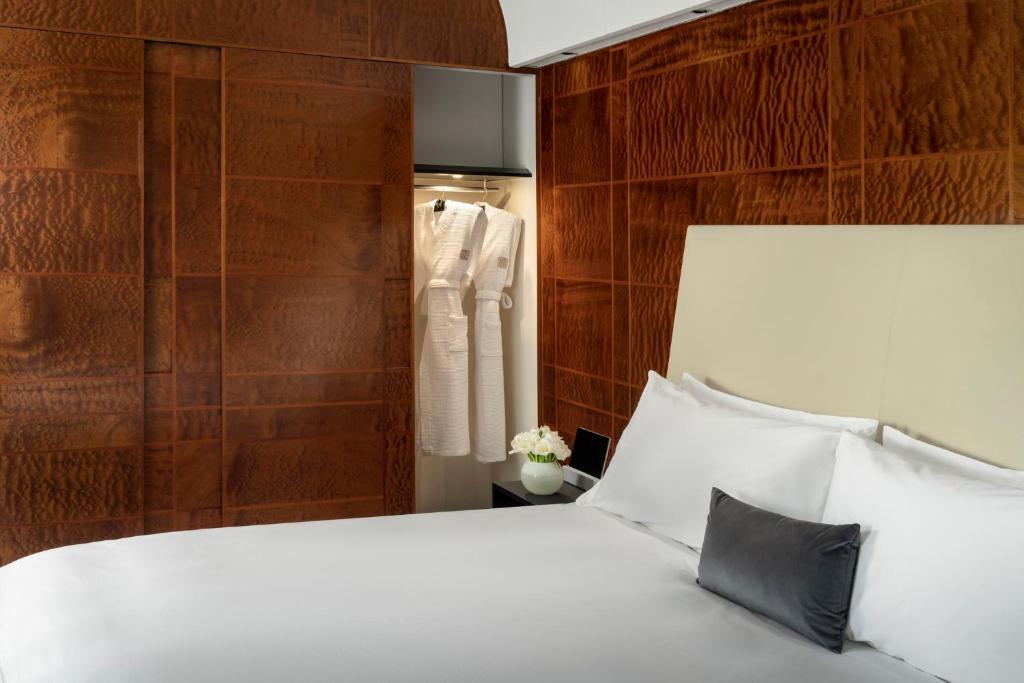 COMO The Halkin photo 3