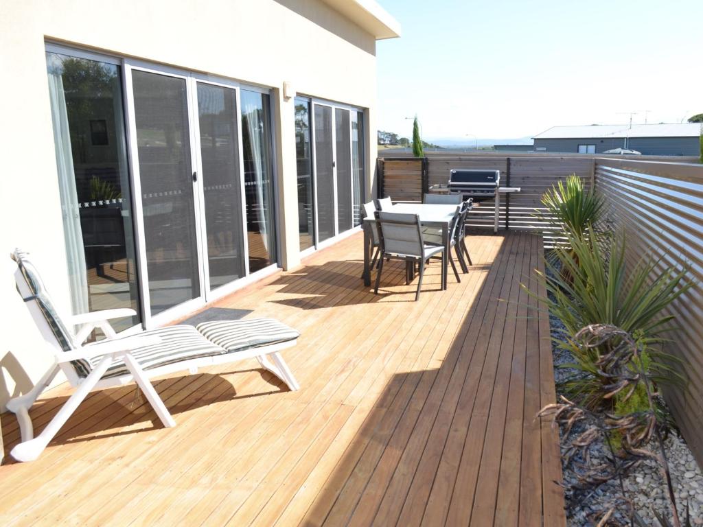 A balcony or terrace at 170 Hazards View - Unit 1